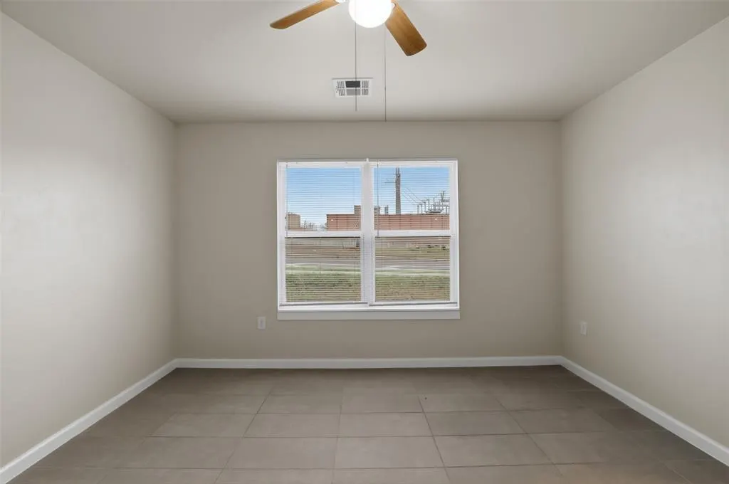 Photo 22 — 1300 NE 10th Street, Oklahoma City, OK 73117