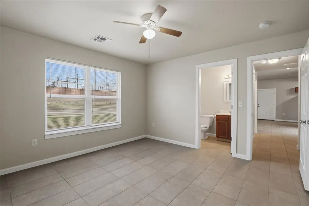 Photo 23 — 1300 NE 10th Street, Oklahoma City, OK 73117