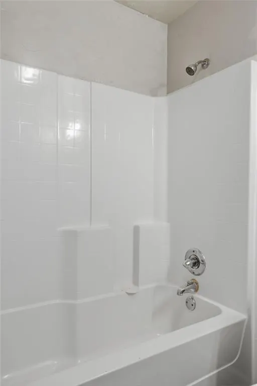 Photo 27 — 1300 NE 10th Street, Oklahoma City, OK 73117