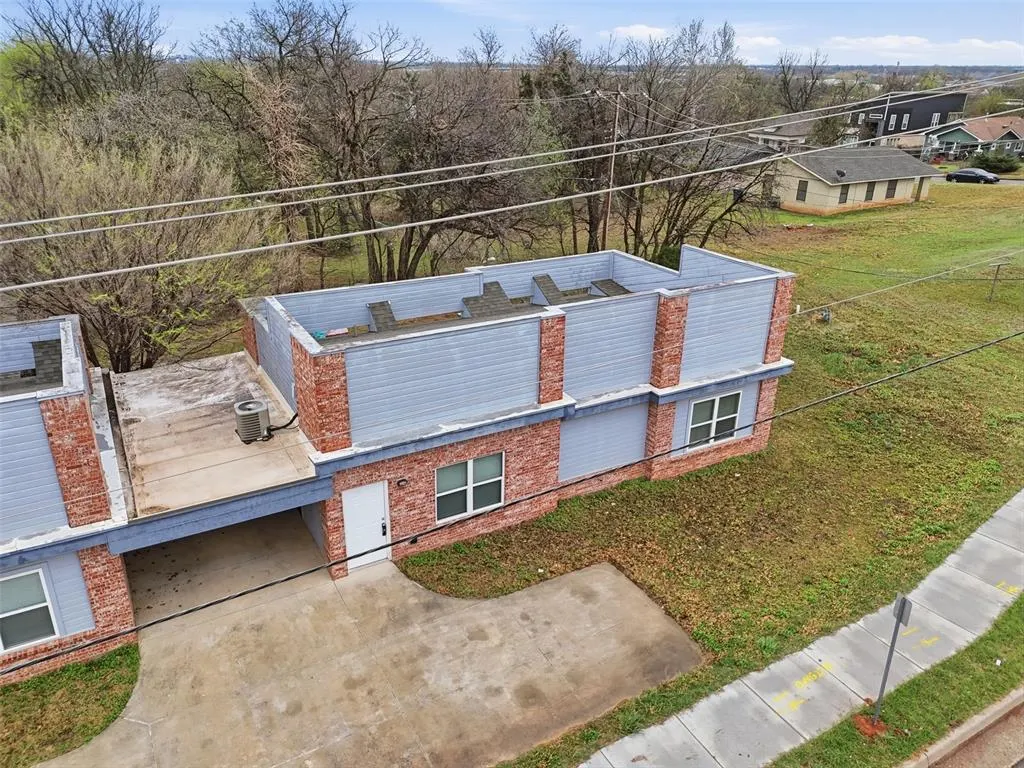 Photo 32 — 1300 NE 10th Street, Oklahoma City, OK 73117