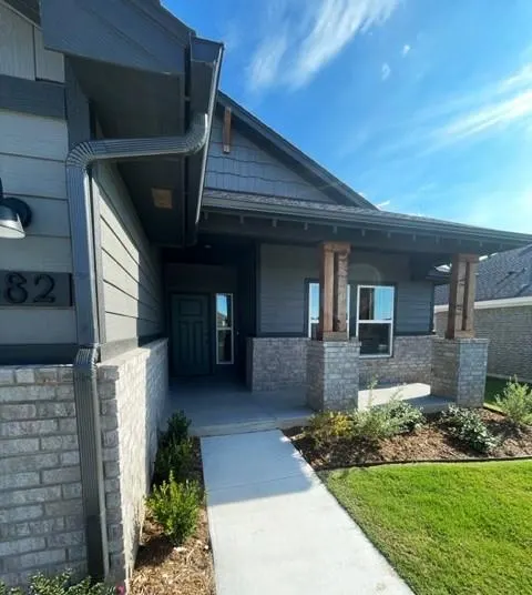 Photo 3 — 382 Park Lane, Harrah, OK 73045