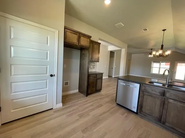 Photo 11 — 382 Park Lane, Harrah, OK 73045