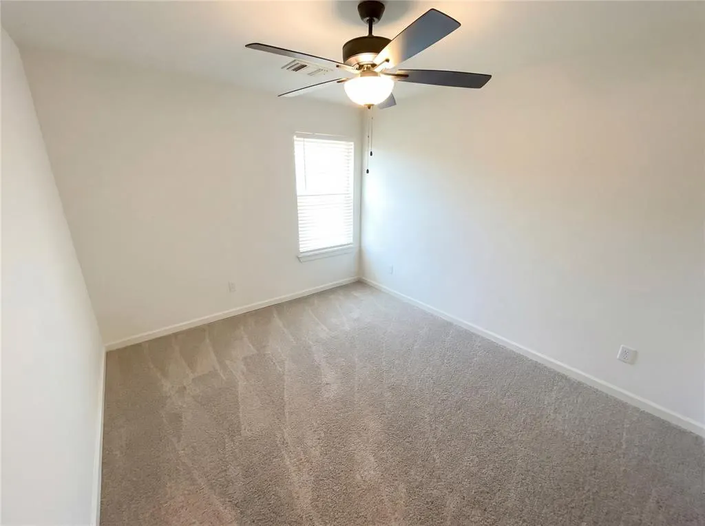 Photo 12 — 5509 Carmel Creek Drive, Mustang, OK 73064