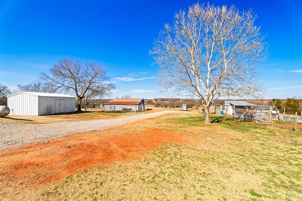 Photo 11 — 337616 E 1010, Meeker, OK 74855
