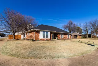 Sold home at 3123 Tall Oaks Circle
