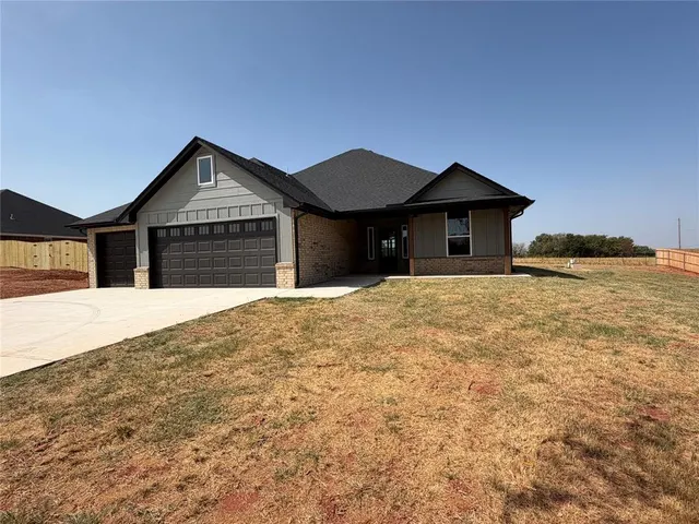 Photo 5 — 2204 Winter Ridge Road, Blanchard, OK 73010