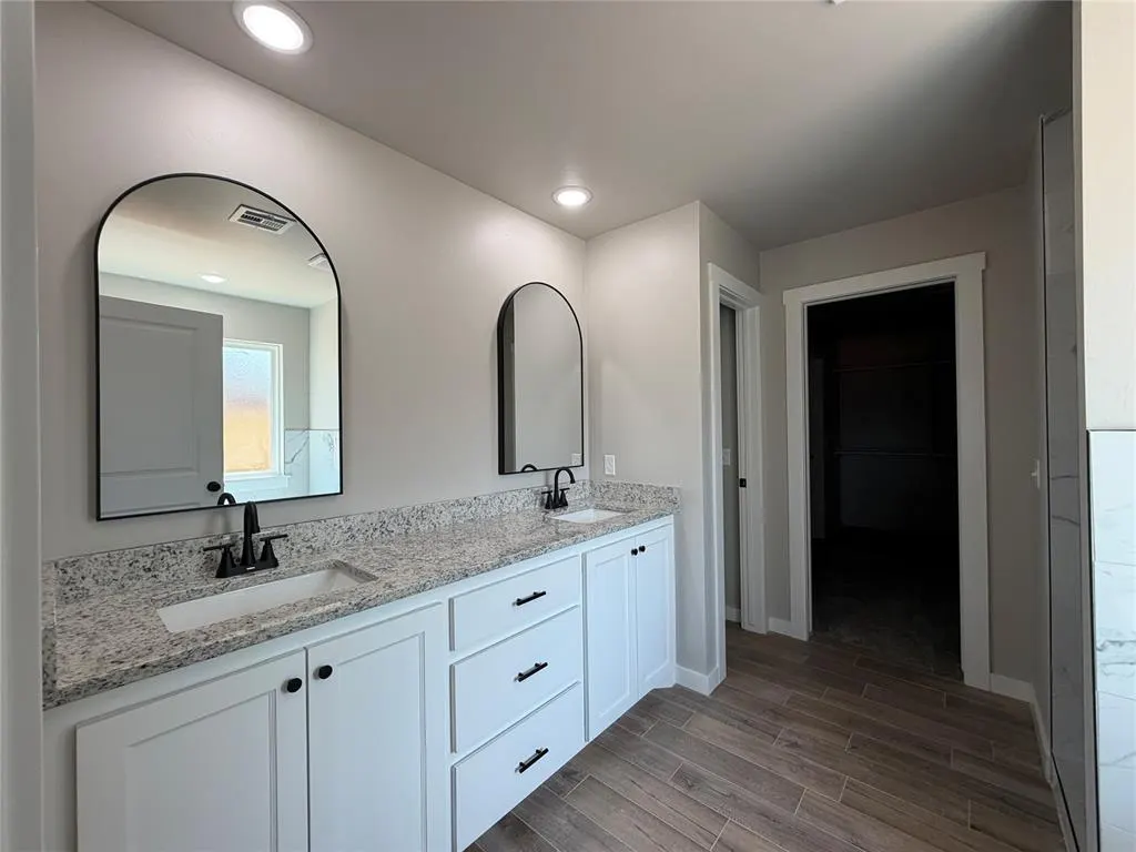 Photo 9 — 2204 Winter Ridge Road, Blanchard, OK 73010