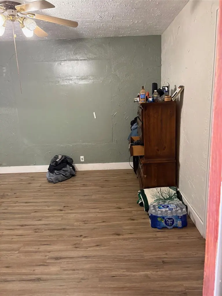 Photo 6 — 717 SW 25th Street, Oklahoma City, OK 73109
