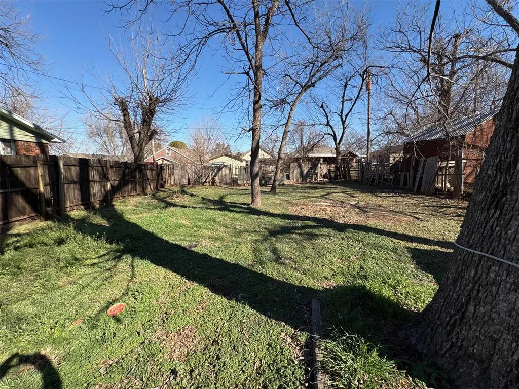 Photo 17 — 717 SW 25th Street, Oklahoma City, OK 73109