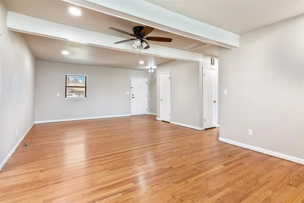 Photo 3 — 7700 NW 39th Street, Woodlawn Park, OK 73008