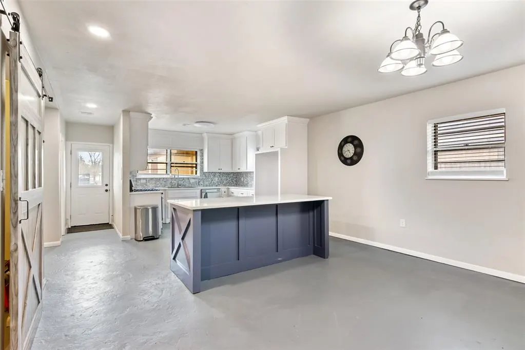 Photo 7 — 7700 NW 39th Street, Woodlawn Park, OK 73008