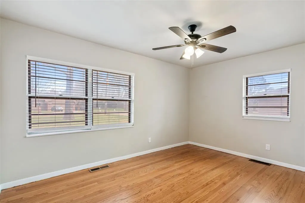 Photo 14 — 7700 NW 39th Street, Woodlawn Park, OK 73008