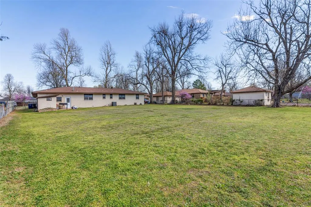 Photo 17 — 7700 NW 39th Street, Woodlawn Park, OK 73008