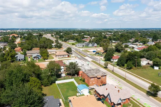 Photo 7 — 1909 N Lottie Avenue, Oklahoma City, OK 73111
