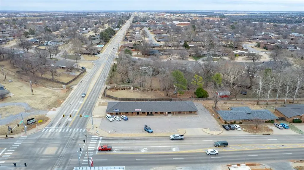 Photo 24 — 1112 N Washington Street, Weatherford, OK 73096