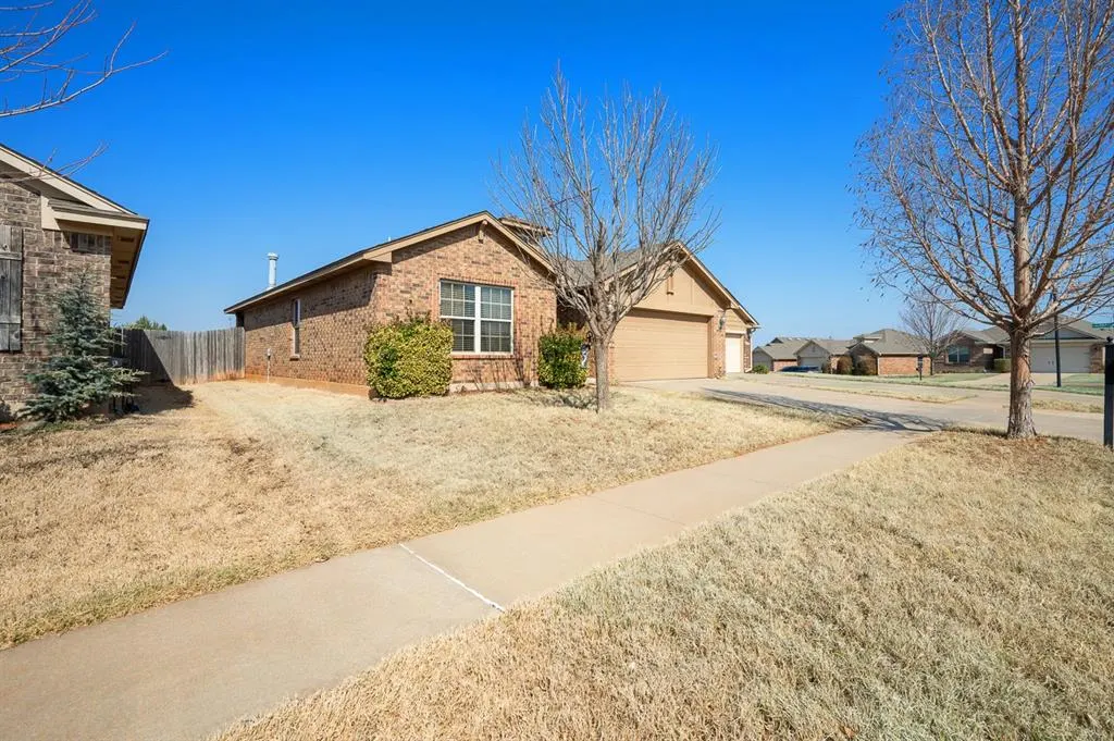 Photo 3 — 9503 SW 28th Street, Oklahoma City, OK 73128