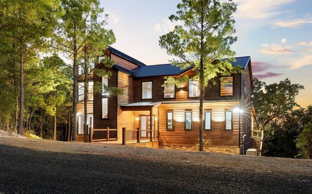 Photo 6 — 208 Alder Place, Broken Bow, OK 74728