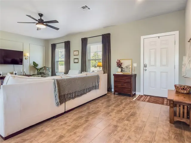 Photo 6 — 5331 Bluestem Avenue, Guthrie, OK 73044