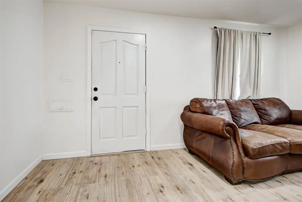 Photo 5 — 2509 NE 13th Street, Oklahoma City, OK 73117