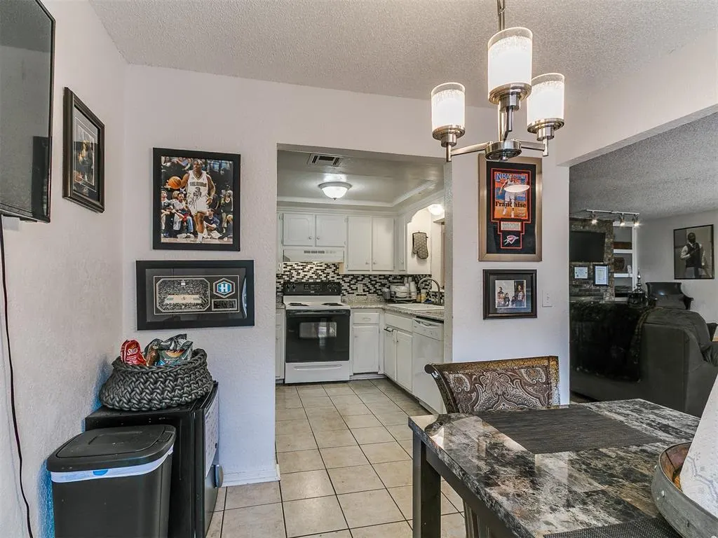 Photo 7 — 2529 W Hefner Road, Oklahoma City, OK 73120
