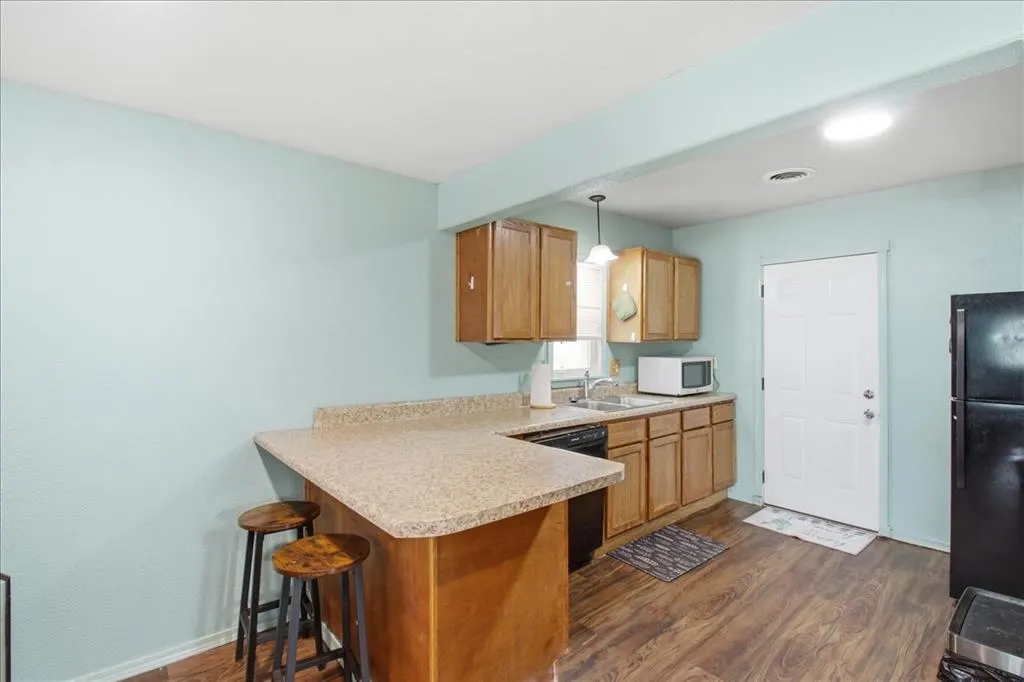 Photo 8 — 422 N Washington Avenue, Elk City, OK 73644