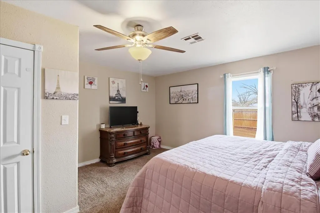 Photo 12 — 422 N Washington Avenue, Elk City, OK 73644