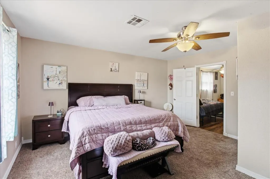 Photo 13 — 422 N Washington Avenue, Elk City, OK 73644