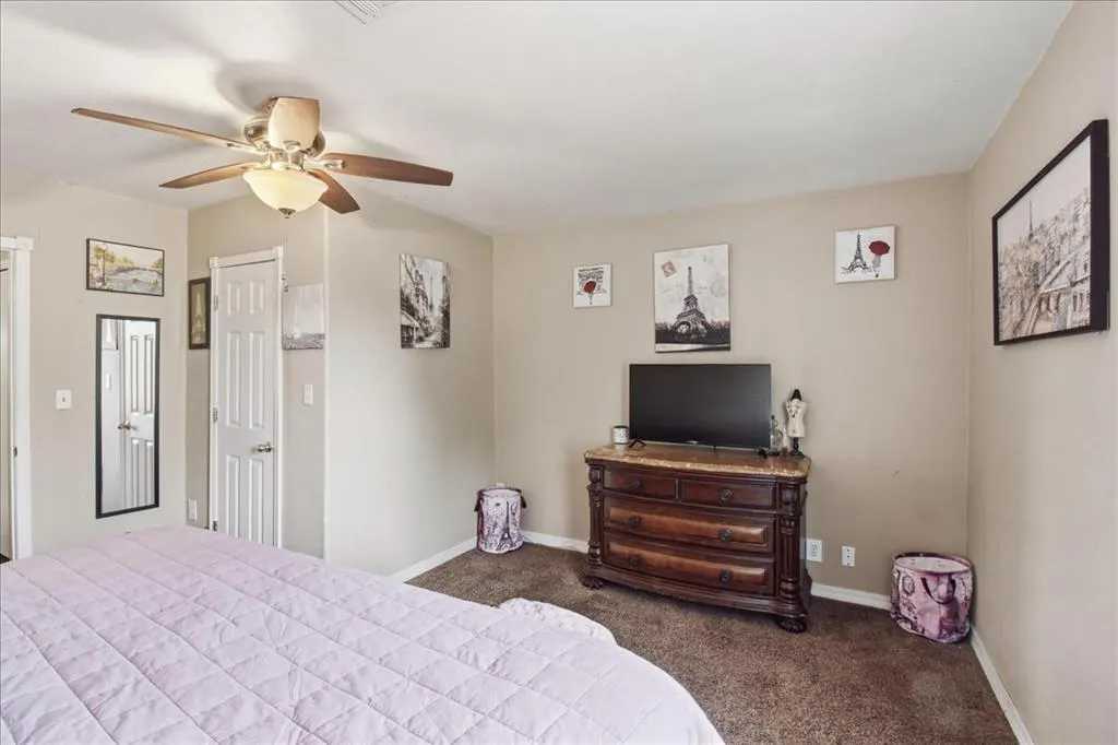 Photo 14 — 422 N Washington Avenue, Elk City, OK 73644
