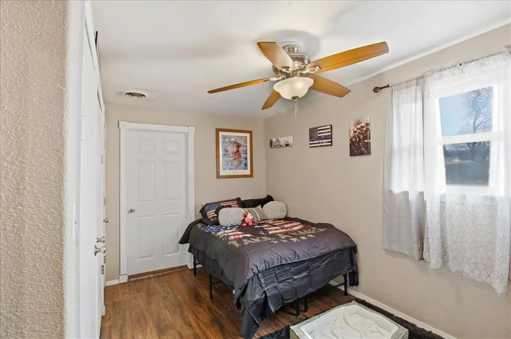 Photo 18 — 422 N Washington Avenue, Elk City, OK 73644