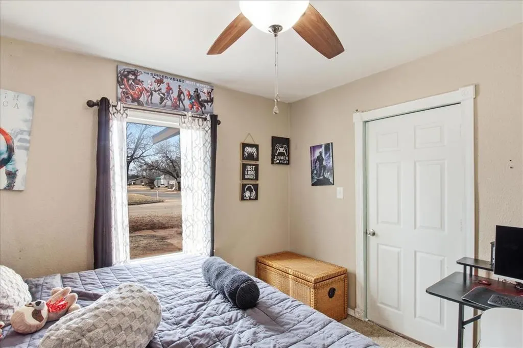 Photo 23 — 422 N Washington Avenue, Elk City, OK 73644