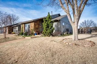 Sold home at 10201 Shadowview Drive