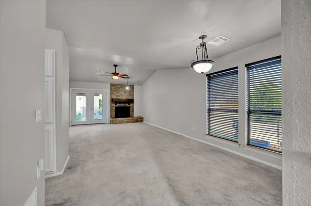 Photo 6 — 10201 Shadowview Drive, Oklahoma City, OK 73159