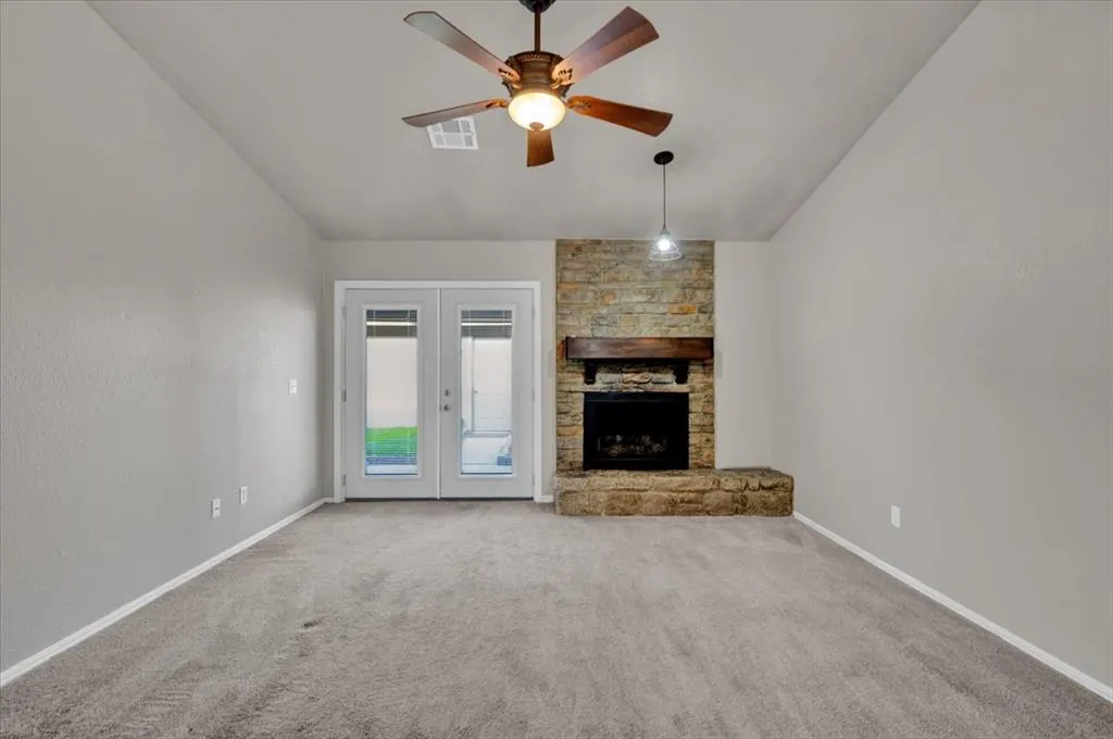 Photo 7 — 10201 Shadowview Drive, Oklahoma City, OK 73159