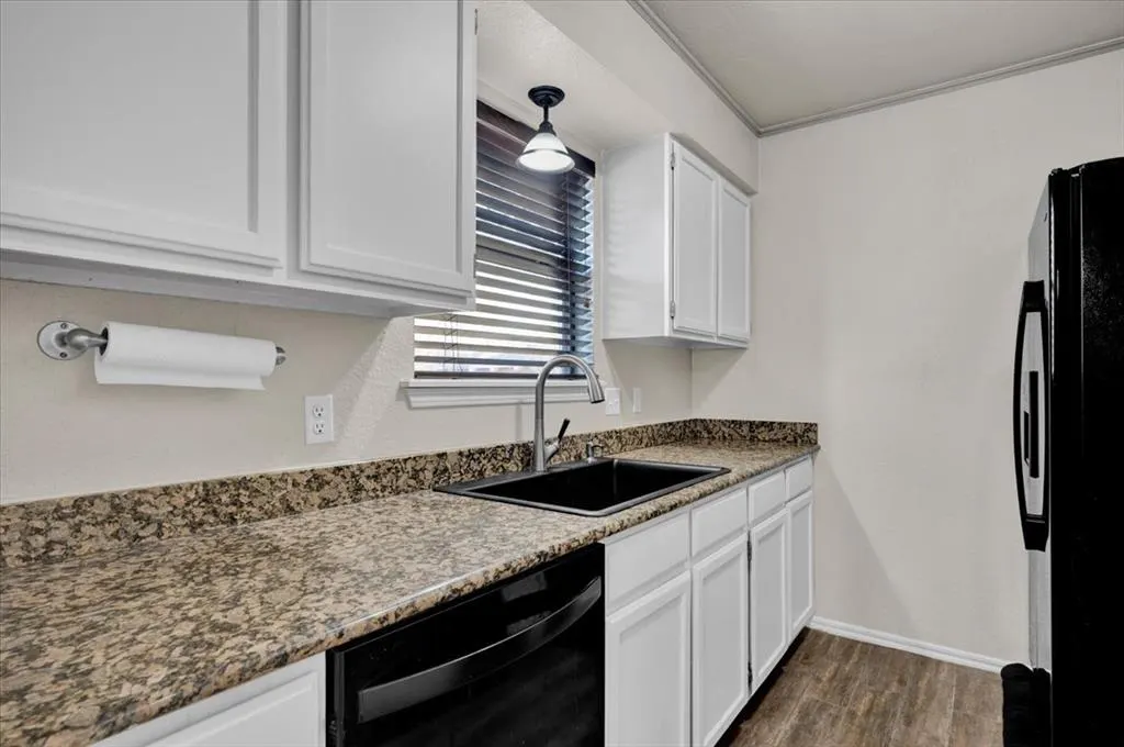 Photo 13 — 10201 Shadowview Drive, Oklahoma City, OK 73159