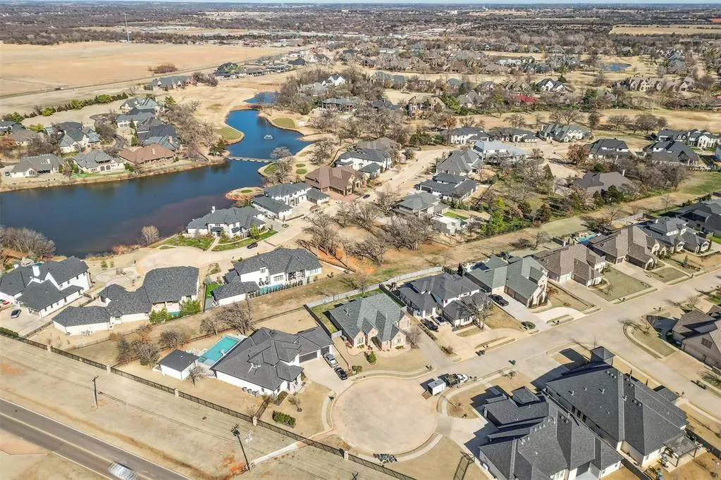 Photo 11 — 6525 Gold Cypress Drive, Edmond, OK 73025