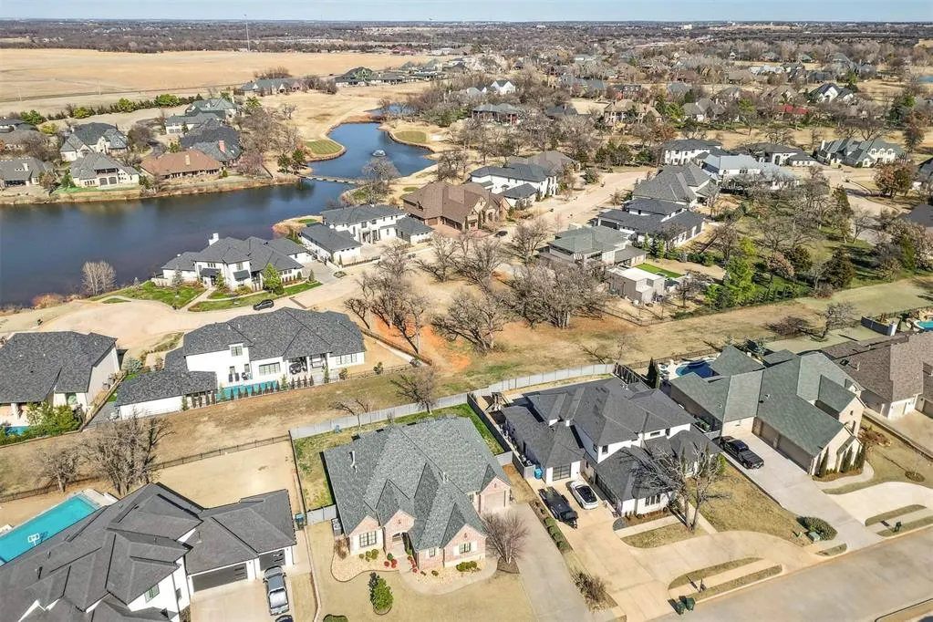 Photo 12 — 6525 Gold Cypress Drive, Edmond, OK 73025
