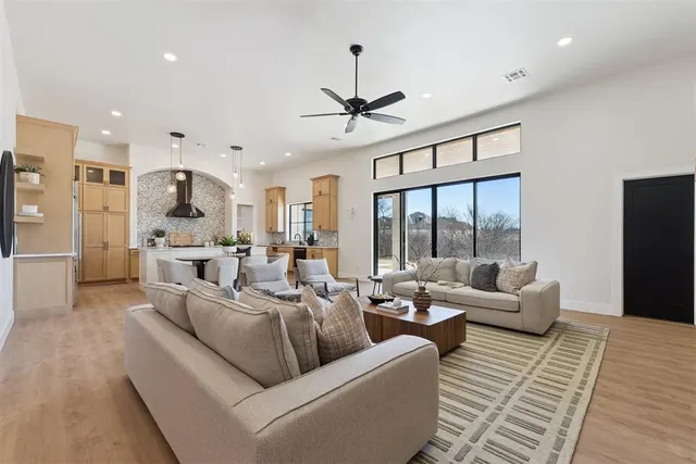 Photo 7 — 3832 SE 54th Place, Norman, OK 73072