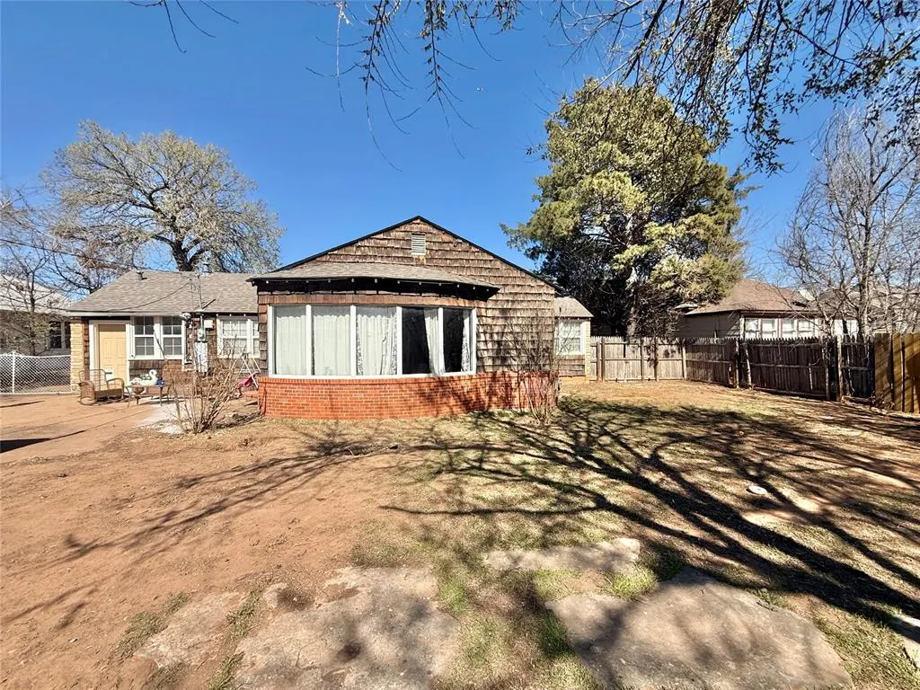 Photo 30 — 714 E Cypress Street, Altus, OK 73521
