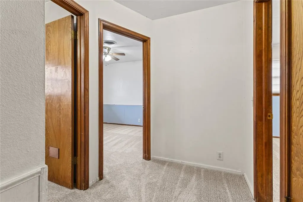 Photo 13 — 933 W Daniel Street, Weatherford, OK 73096
