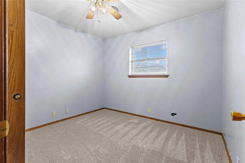 Photo 14 — 933 W Daniel Street, Weatherford, OK 73096