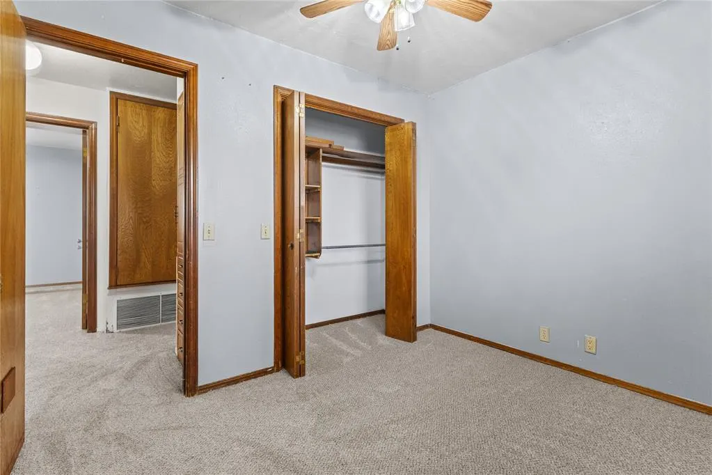 Photo 15 — 933 W Daniel Street, Weatherford, OK 73096