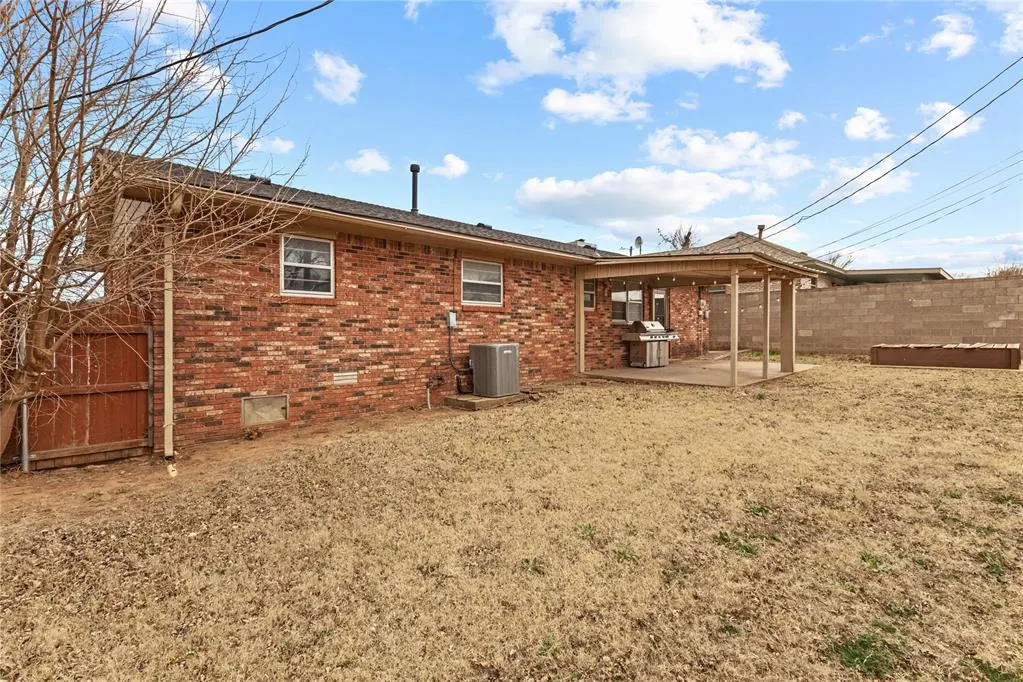 Photo 22 — 933 W Daniel Street, Weatherford, OK 73096