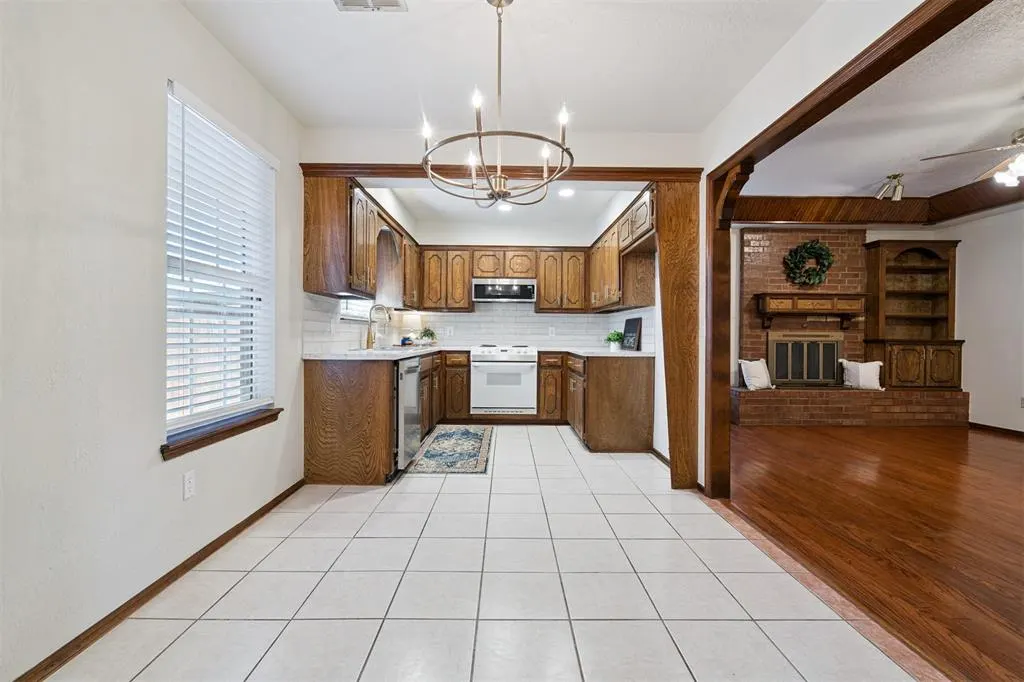 Photo 6 — 3212 SW 92nd Street, Oklahoma City, OK 73159