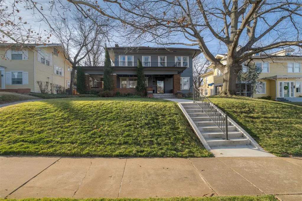 Photo 2 — 428 NW 19th Street, Oklahoma City, OK 73103