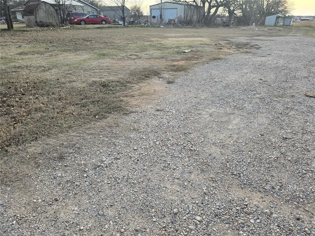 Photo 3 — 8502 N Brangus Road, Shawnee, OK 74804