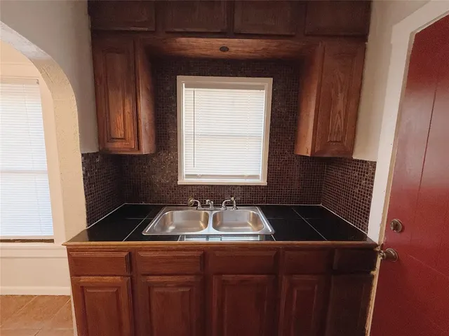 Photo 8 — 1201 Military Court, Oklahoma City, OK 73118