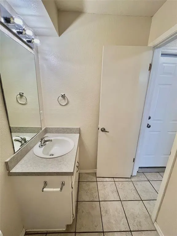 Photo 12 — 1707 Jennifer Circle, Norman, OK 73071
