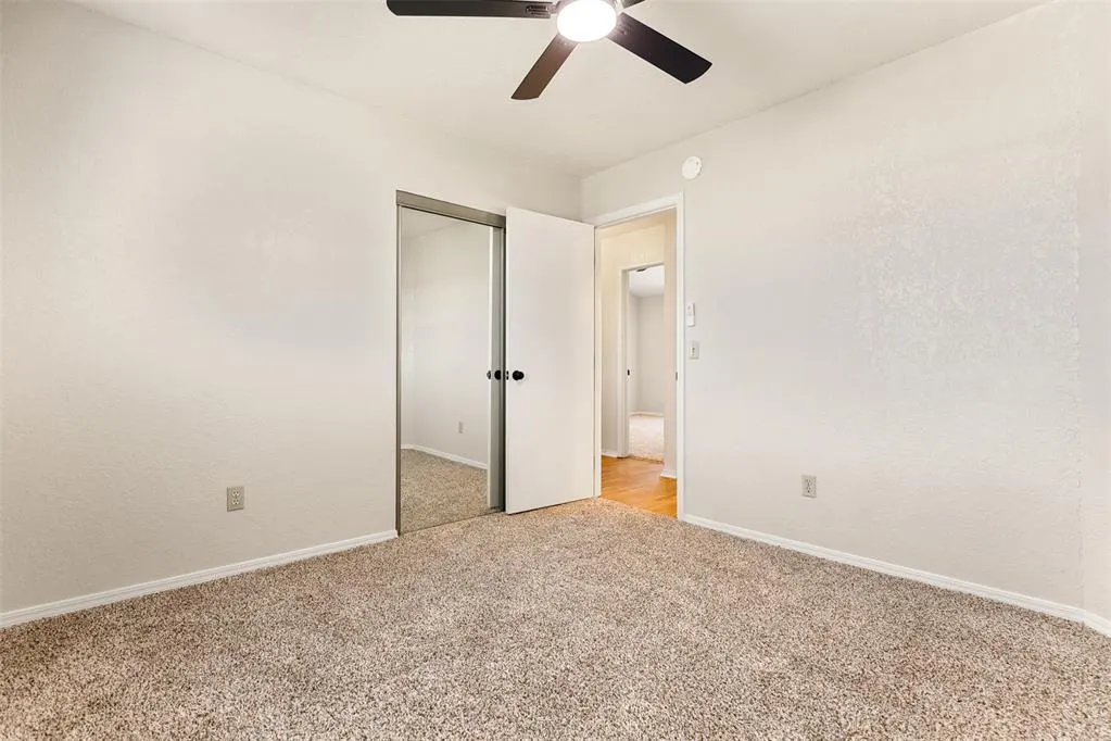 Photo 16 — 8232 Wilshire Ridge Road, Oklahoma City, OK 73132