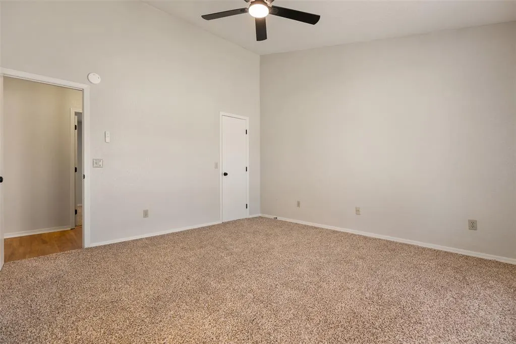 Photo 20 — 8232 Wilshire Ridge Road, Oklahoma City, OK 73132