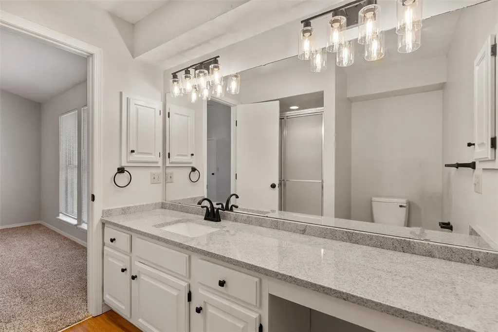 Photo 22 — 8232 Wilshire Ridge Road, Oklahoma City, OK 73132